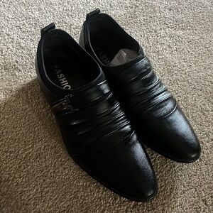 Black Men’s Oxford Shoes from Amazon NWB